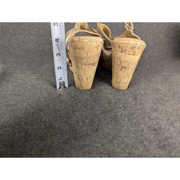 BOC Gold Leather Strappy Cork Wedge Heel Sandals Women's sz 9m - Picture 5 of 10